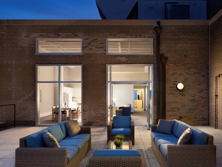 1 bedroom, premium bedding, desk, laptop workspace