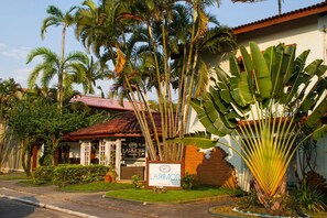 Property grounds - Pousada Larimor (São Sebastião)