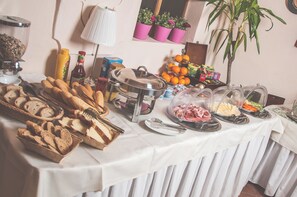 Gratis frukostbuffé varje dag