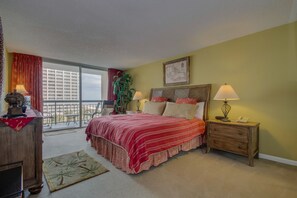 Condo, 2 Bedrooms