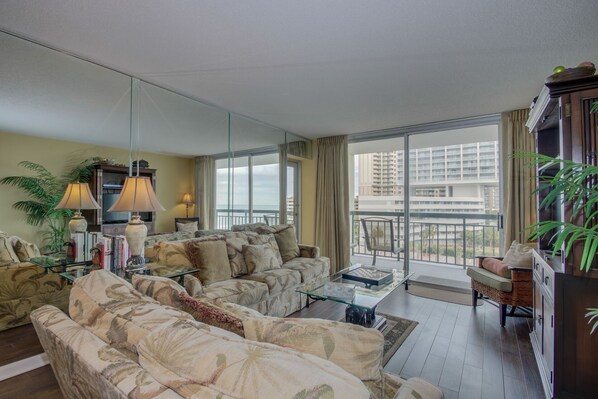 Condo, 2 Bedrooms | Living room | TV