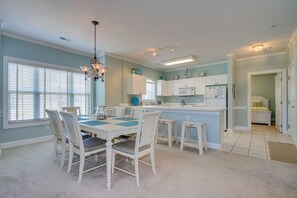 Kondominium, 3 kamar tidur | Dapur pribadi | Lemari es, microwave, oven, dan mesin pencuci piring