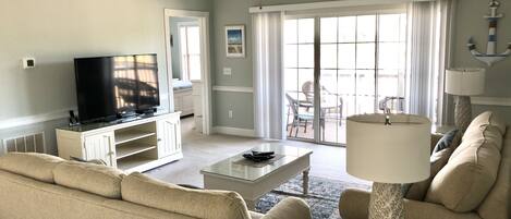 Condo, 3 Bedrooms | Living room | TV