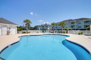 Kondominium, 3 kamar tidur | Kolam renang | Kolam renang outdoor