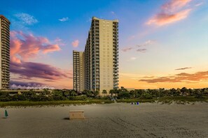 Condo, 3 Bedrooms | Exterior