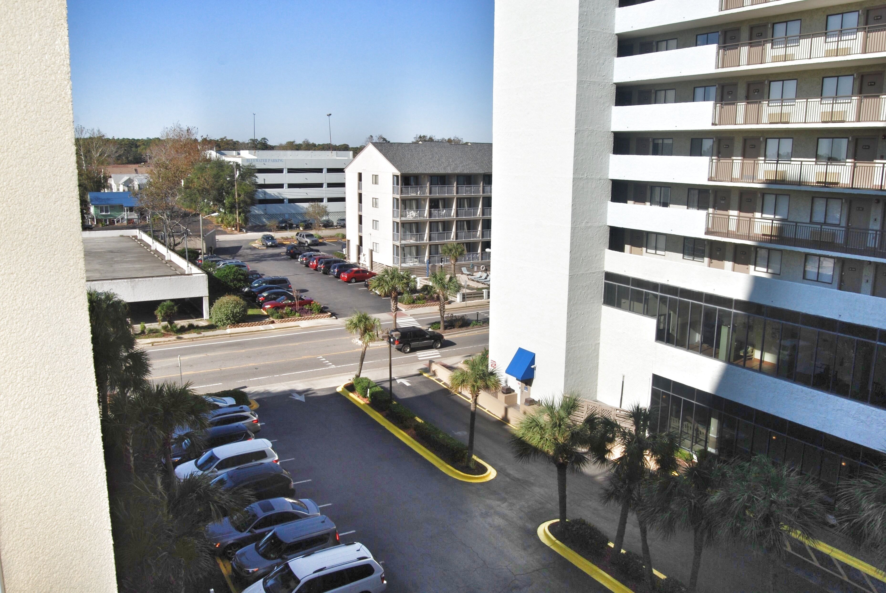 Condo, 1 Bedroom | Parking | Free self parking