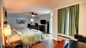 Leilighet, 1 soverom | Wi-fi (inkludert) og vekkerklokke