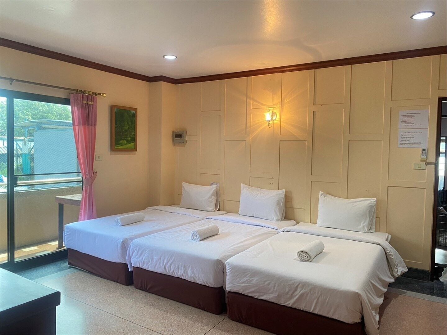 家庭房 | 特色装修、办公桌、隔音、免费 WiFi