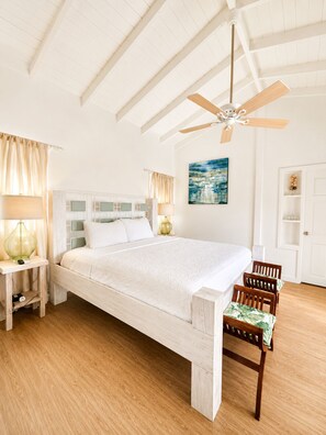 3 bedrooms, in-room safe, iron/ironing board, free WiFi - 3 bedroom Villa with Pool + Ocean Views - Overlooks Golf course (Gros Islet)