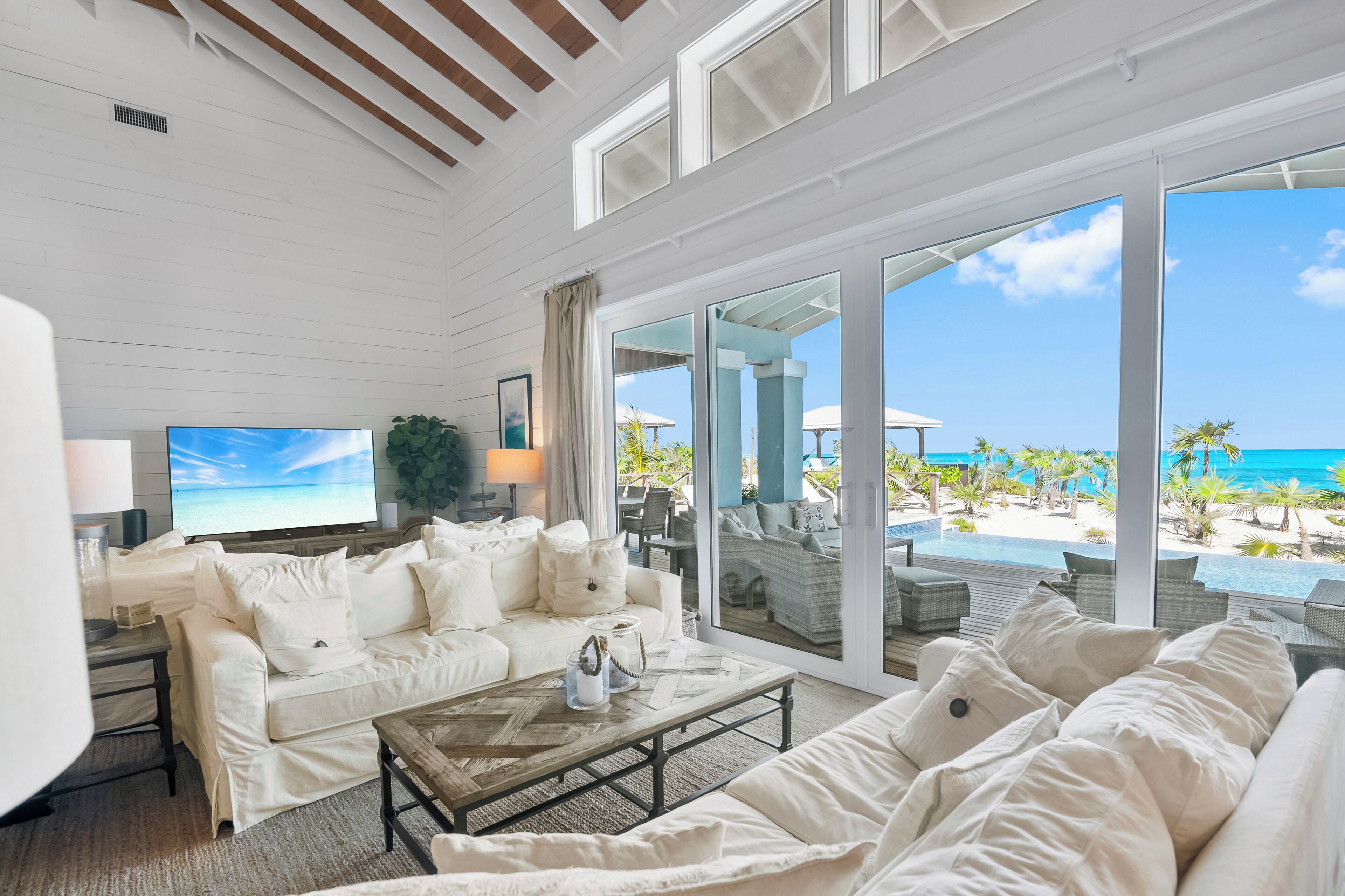 Smart-TV, videospill, DVD-spiller og bøker