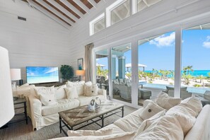 Älytelevisio, videopelejä, DVD-soitin, kirjoja