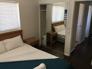 Studio - Broadbeach Studios (Broadbeach)