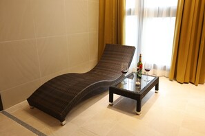 Double Room (Sunbed) | Room amenity - Rest Hotel (Gimpo)