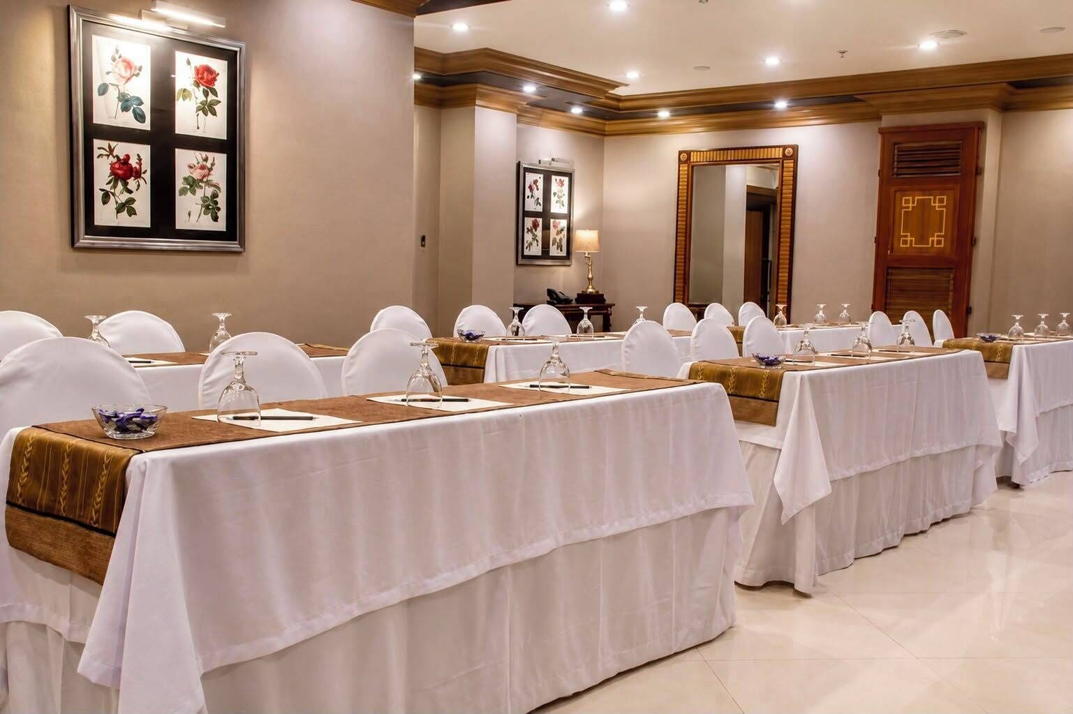 Photo - Herald Suites Polaris