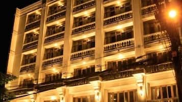 Façade de l’hébergement - soirée/nuit