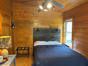 2 bedrooms, WiFi, bed sheets, wheelchair access