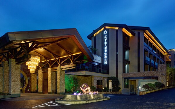 Front of property – evening/night