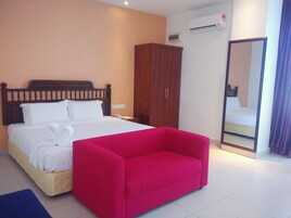 Habitación ejecutiva | Minibar, escritorio, sistema de insonorización