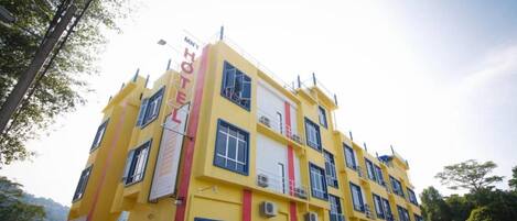 Fachada de la propiedad