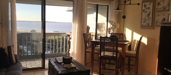 ABSOLUTELY AMAZING VIEW!