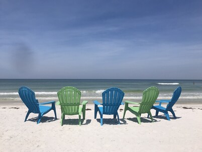 BEACHFRONT home, N Cape by State Park,Elevator, Screen Porch, 5 Star Reviews