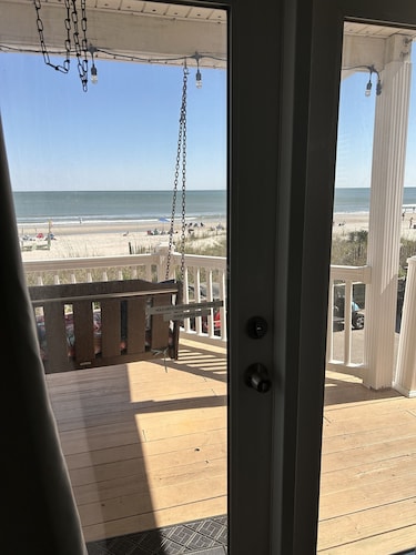 Oceanfront  beach house/ Water Park /Ocean Lakes/ 5 BED/3 BA  