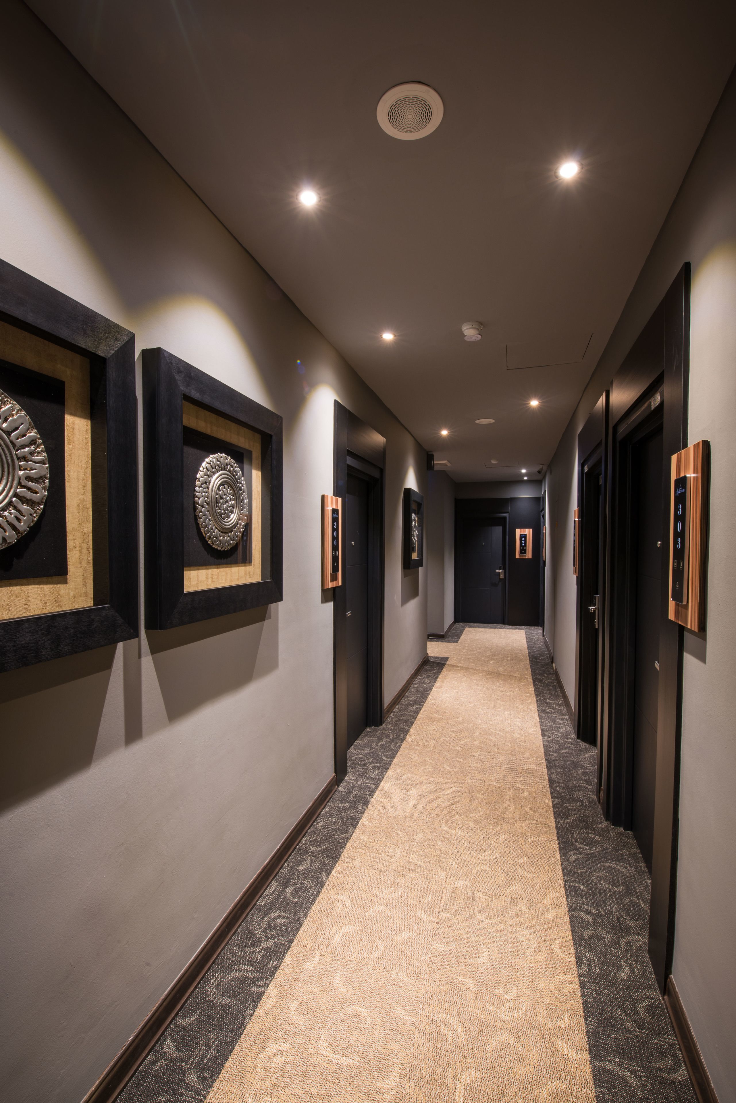 Photo - Asiatic Hotel