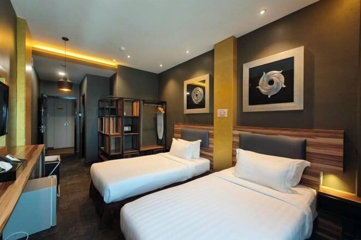 1 bedroom, minibar, in-room safe, desk
