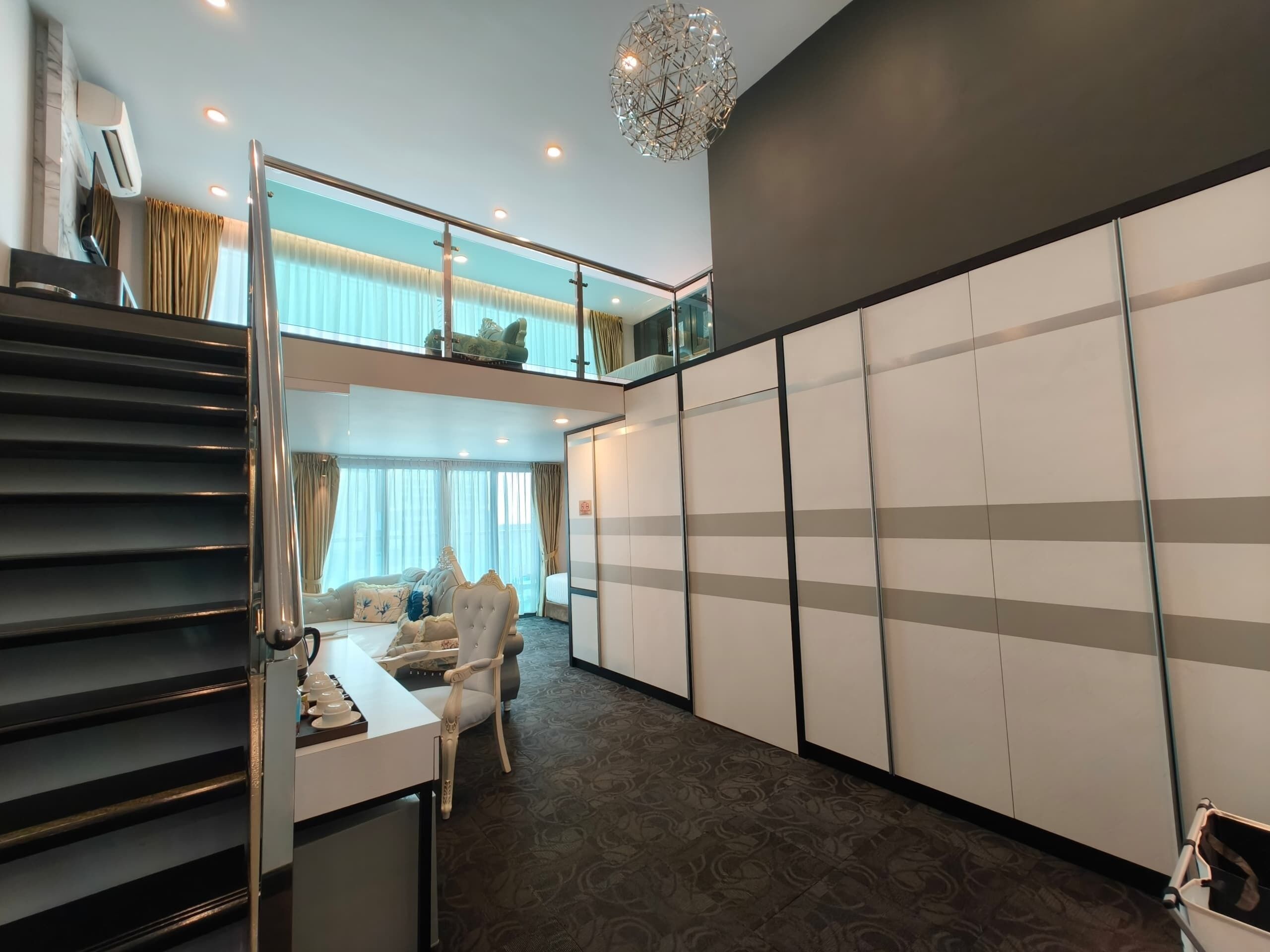 Photo - Asiatic Hotel