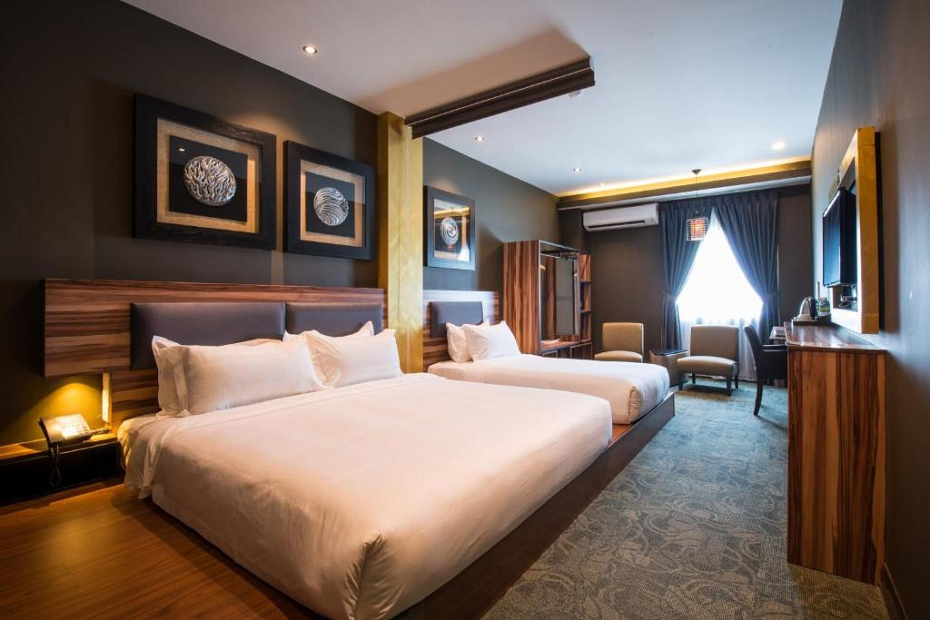 Minibar, in-room safe, desk, blackout curtains