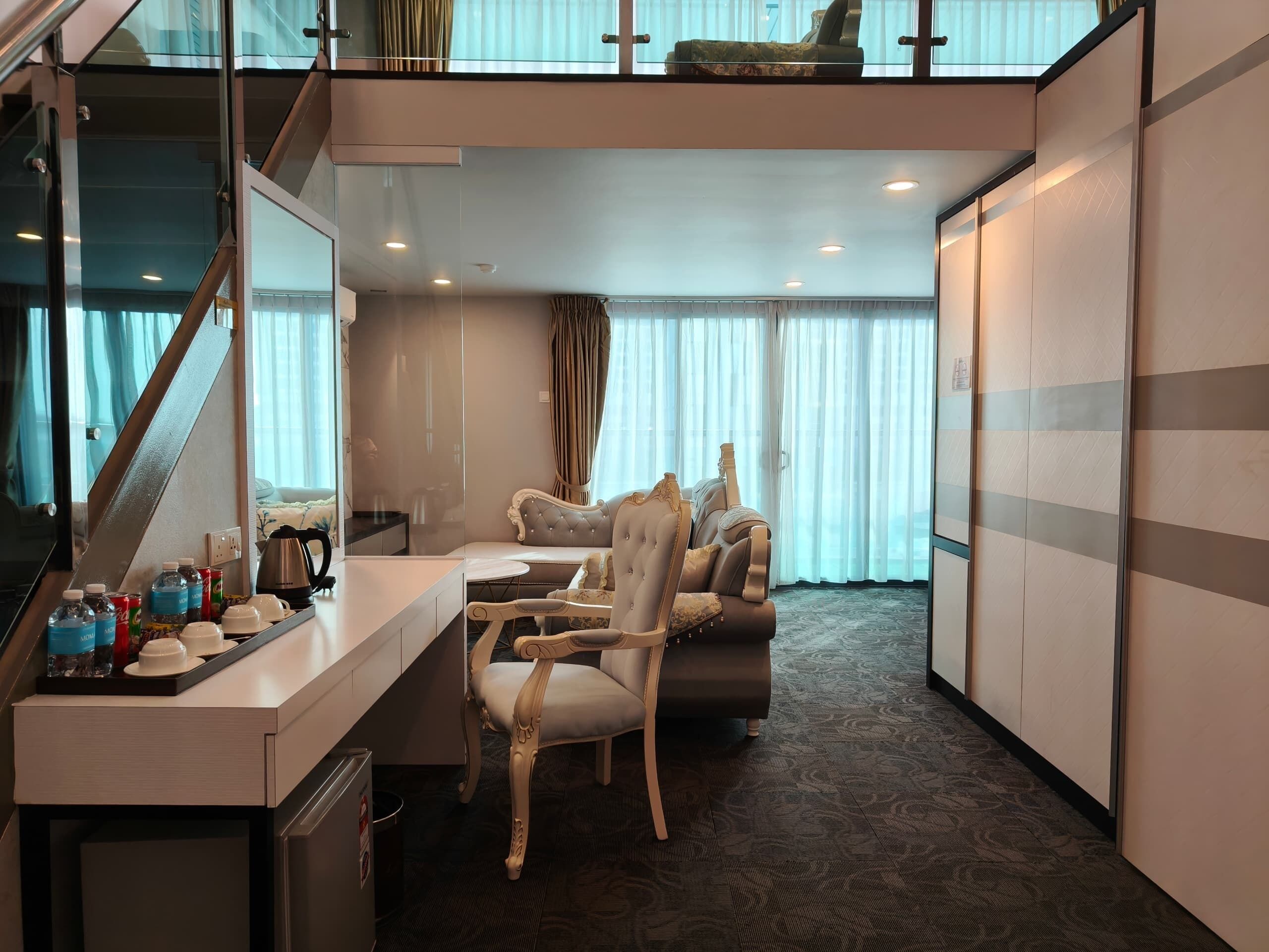 Photo - Asiatic Hotel