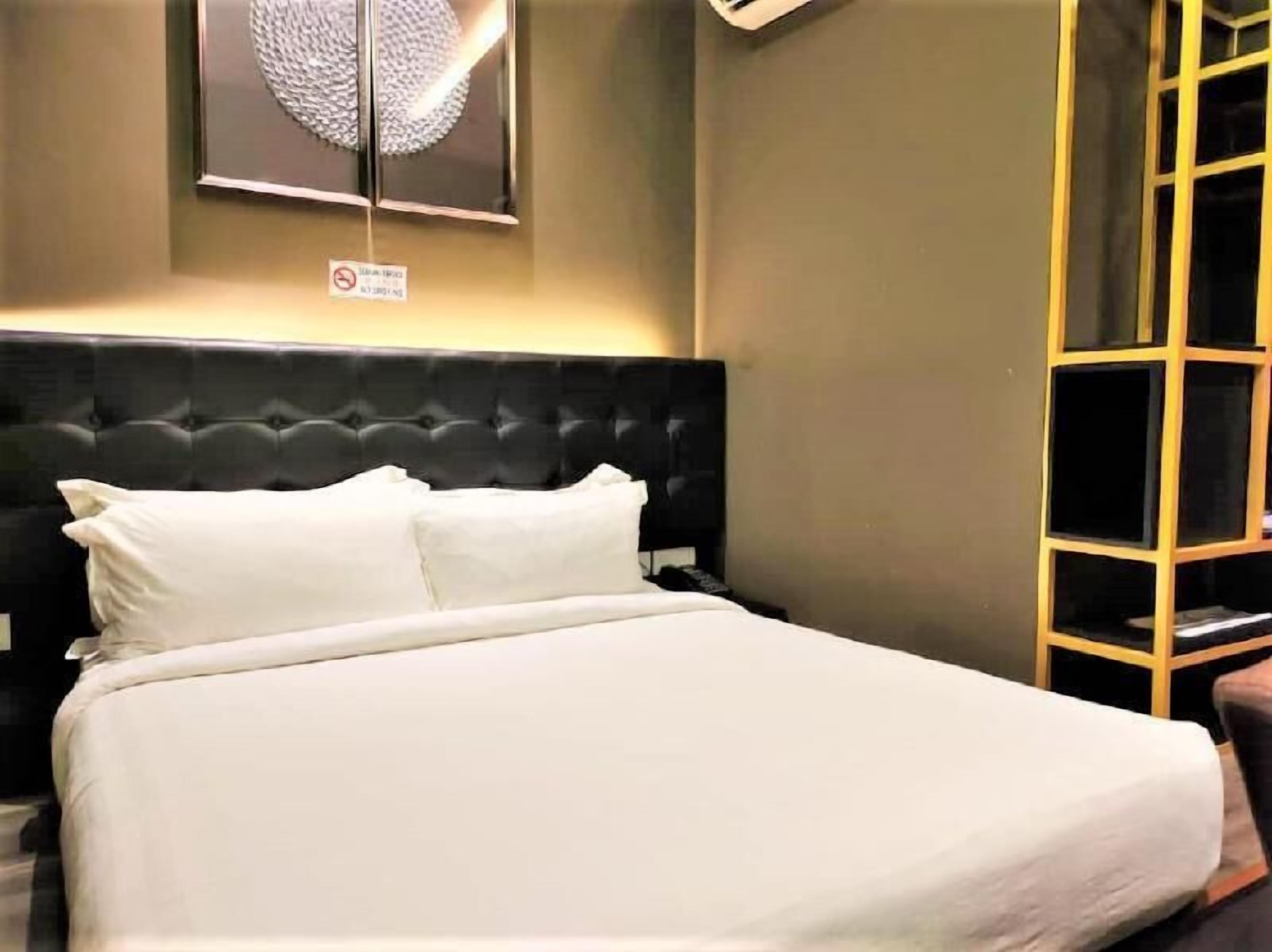 Minibar, in-room safe, desk, blackout curtains