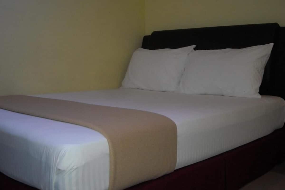 Iron/ironing board (on request), free WiFi