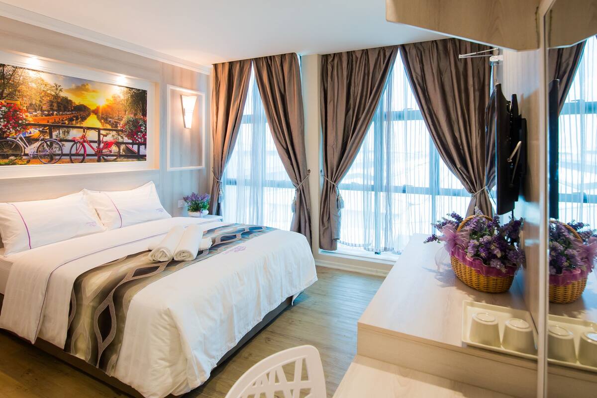 Superior Double Room | Desk, laptop workspace, soundproofing, iron/ironing board (on request)
