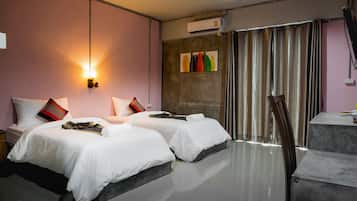 Superior Twin room | 客房内保险箱、遮光窗帘、免费 WiFi、床单