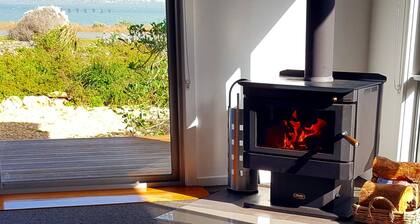 Coorong Waterfront Retreat