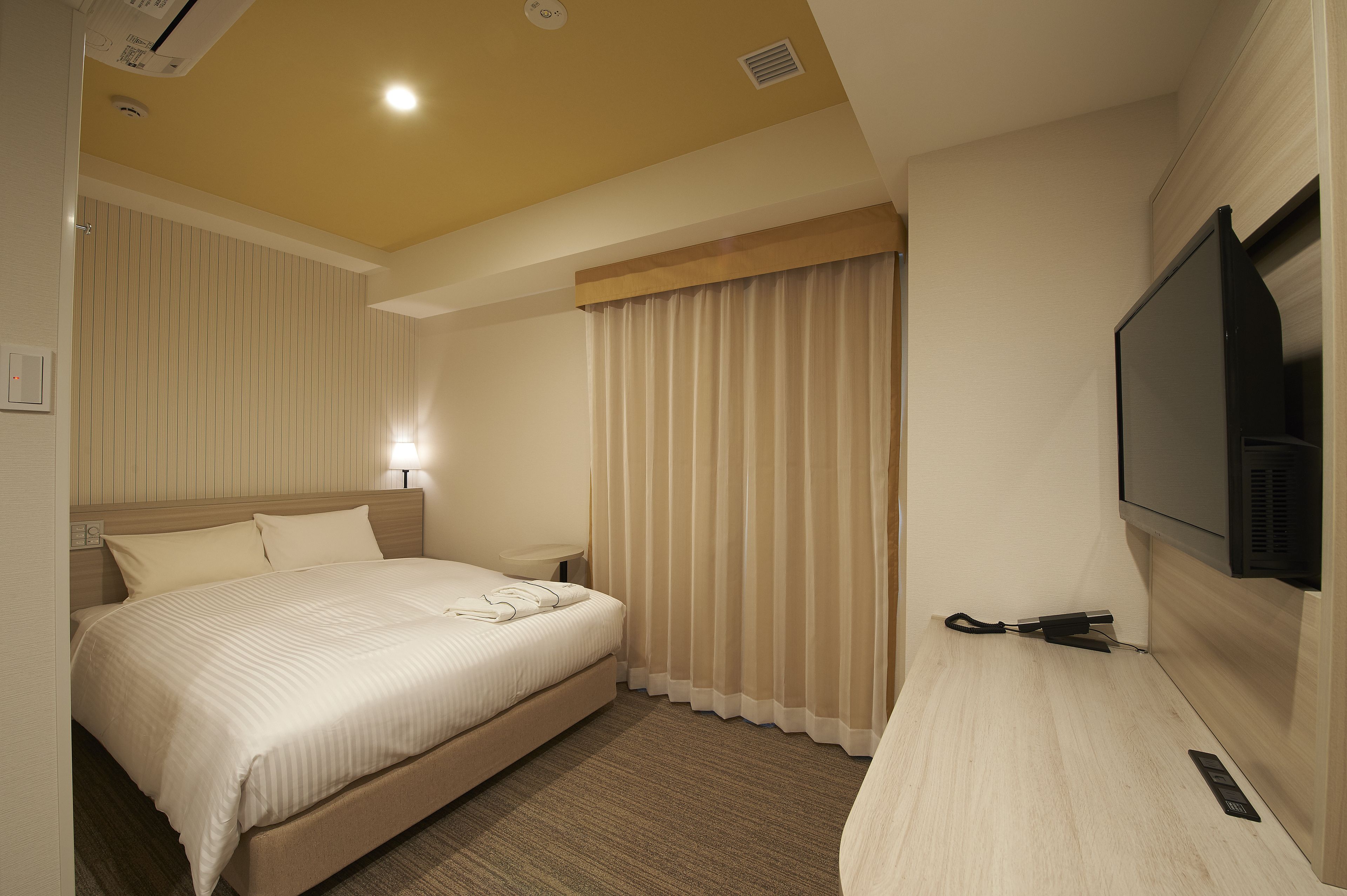 XXX Interconnecting Room (Twin room and Quiet corner double room) Non Smoking | Down comforters, in-room safe, desk, free WiFi
