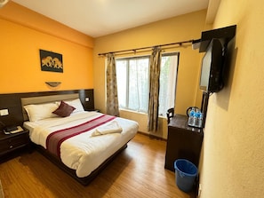 Standard Single Room | In-room safe, desk, soundproofing, free WiFi - Hotel Namtso (Kathmandu)