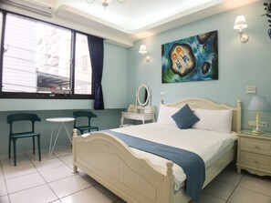 Kamar Double Standar, 1 Tempat Tidur Double (No. 8) | Tirai kedap cahaya, kedap suara, dan Wi-Fi gratis
