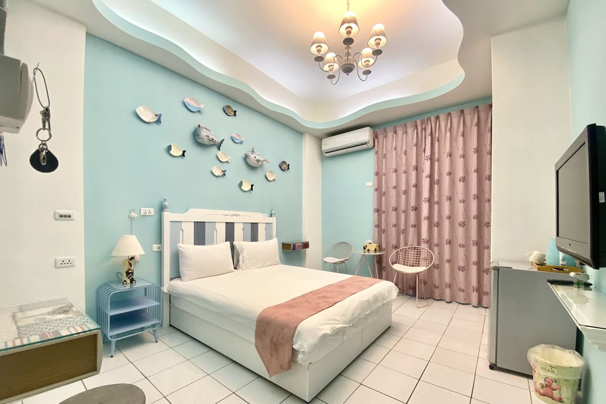 Doppia Standard, 1 letto matrimoniale (No. 2) | Tende oscuranti, insonorizzazione, Wi-Fi gratuito