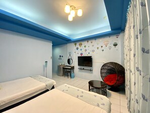 Family Quadruple Room, 2 Double Beds (No. 3)