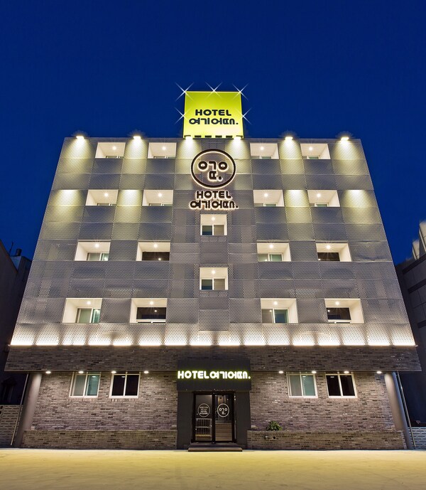 Hotel Yeogiuhtte Gyeongpo - Gangneung-si
