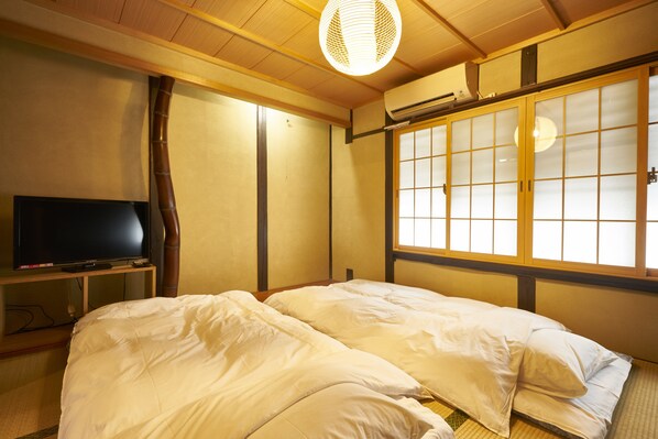 2 bedrooms, individually furnished, desk, iron/ironing board