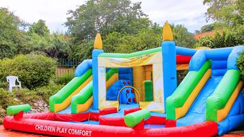 Children's play area - outdoor