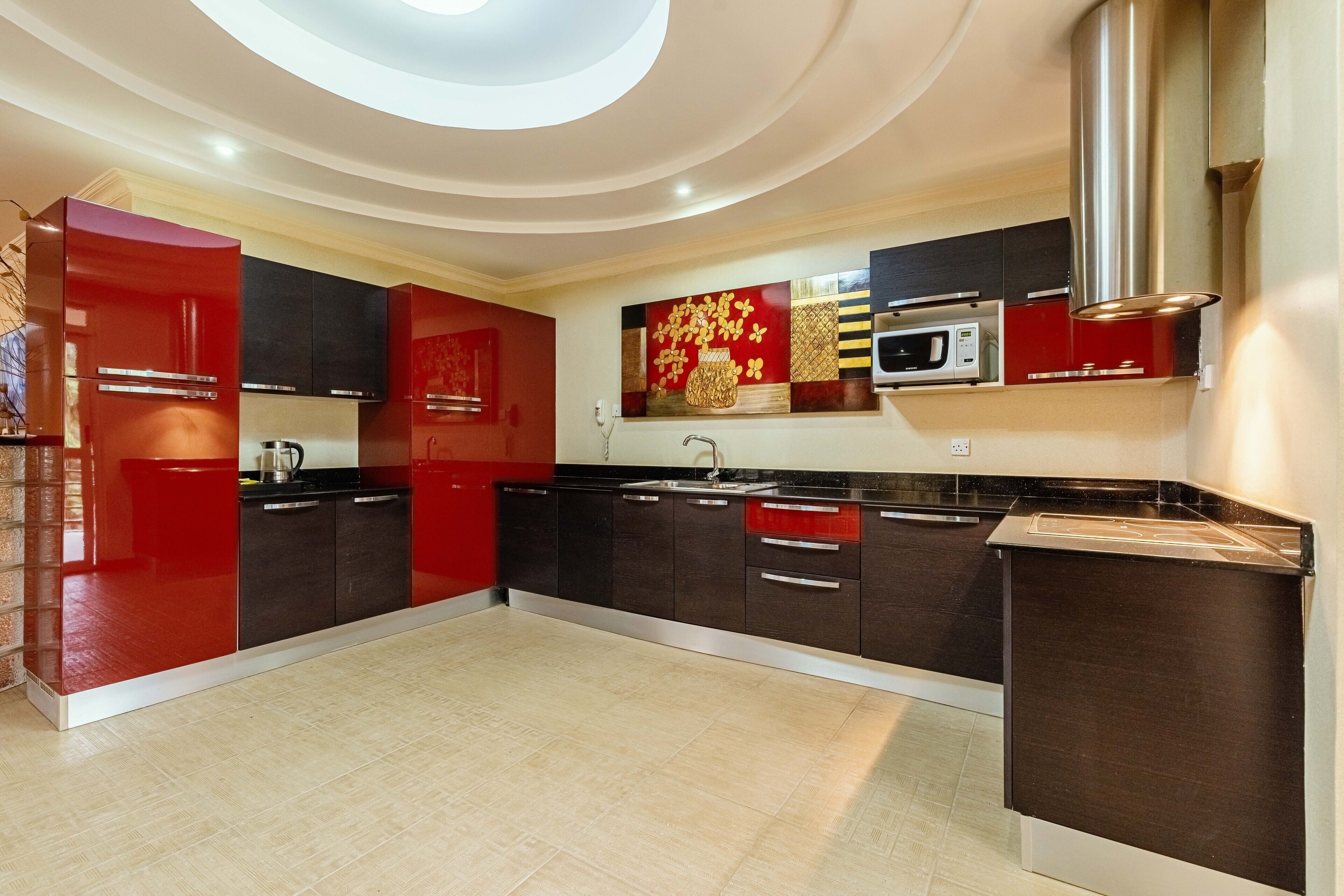 presidential suite, 2 bedrooms, mountain view, executive level | private kitchen