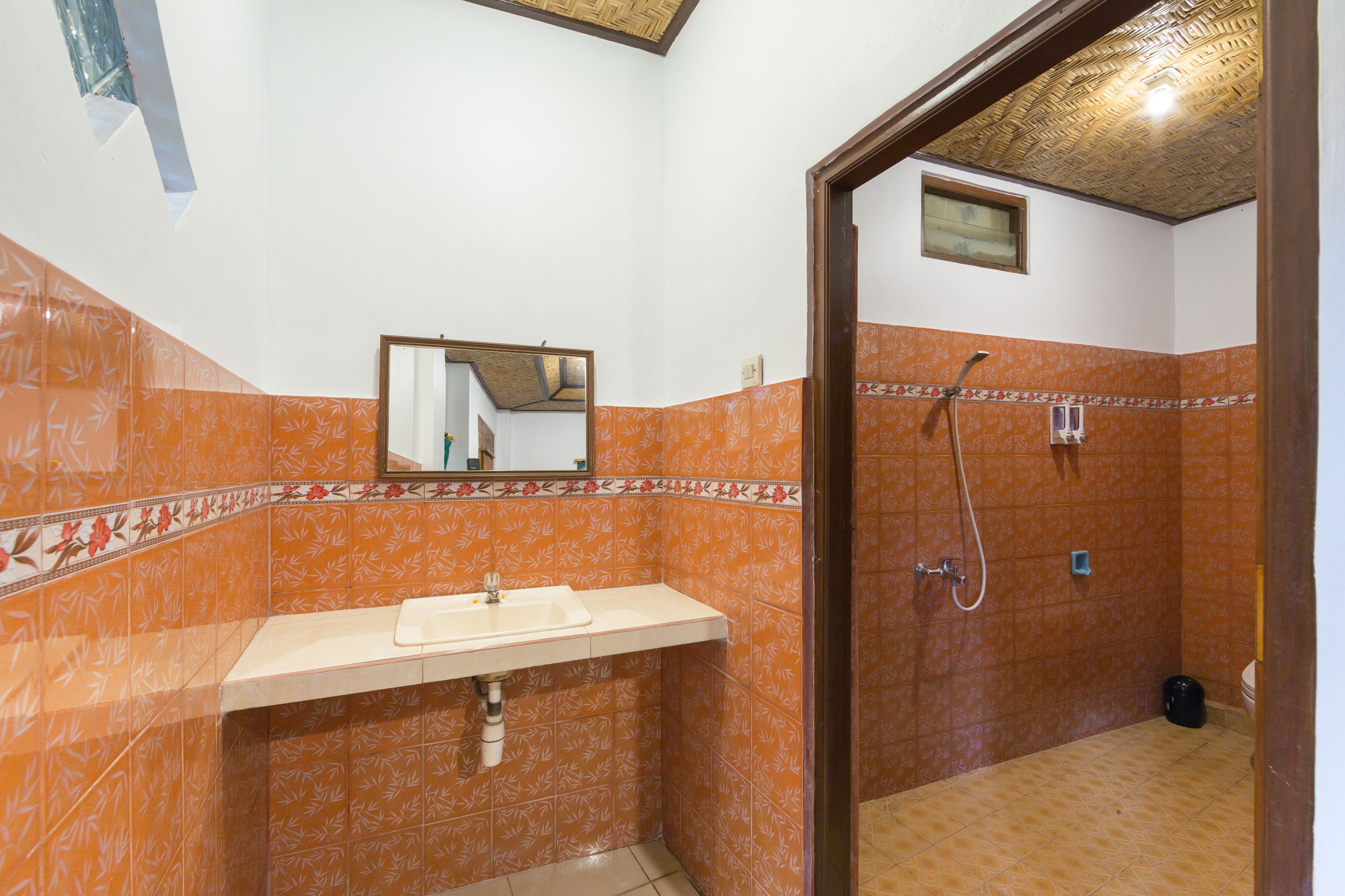 Photo - Sayong House