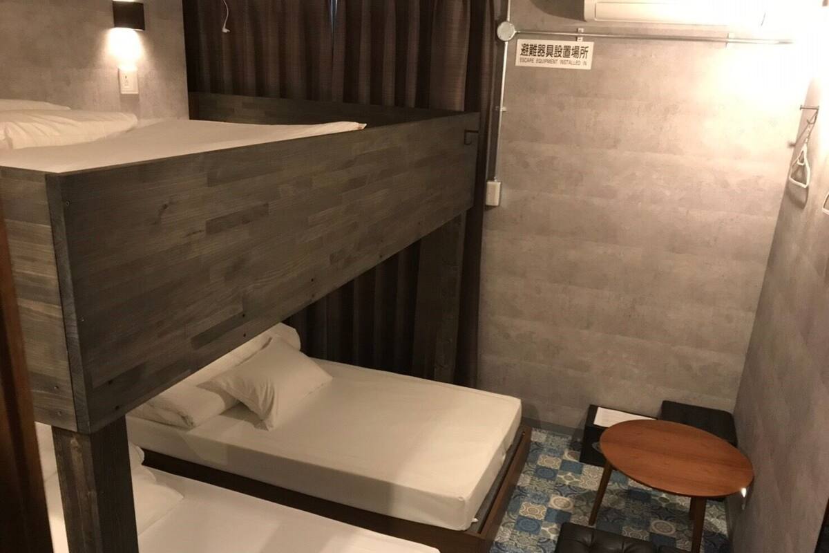 Luxury Standard Shared Shower Room, Bunk Bed | Down comforters, in-room safe, desk, blackout drapes
