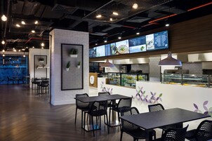 Desayuno buffet todos los días (con cargo)