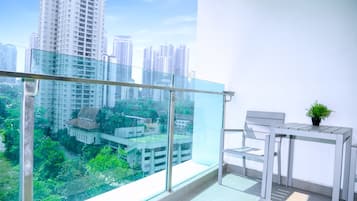 Phòng Suite Cao cấp, 3 phòng ngủ, ban công, quang cảnh thành phố | Ban công