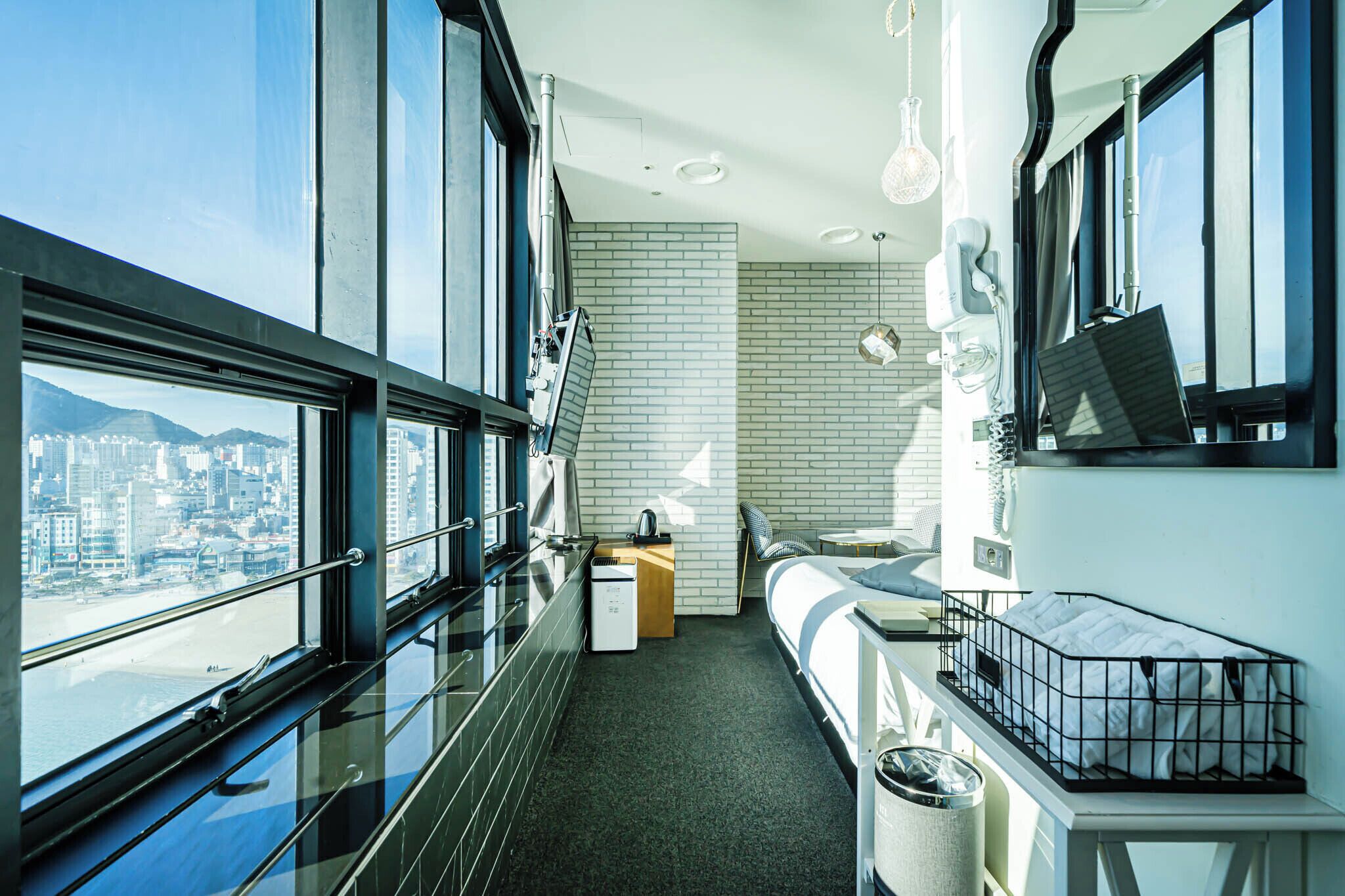 1st Avenue - Full Ocean View | Beach/ocean view